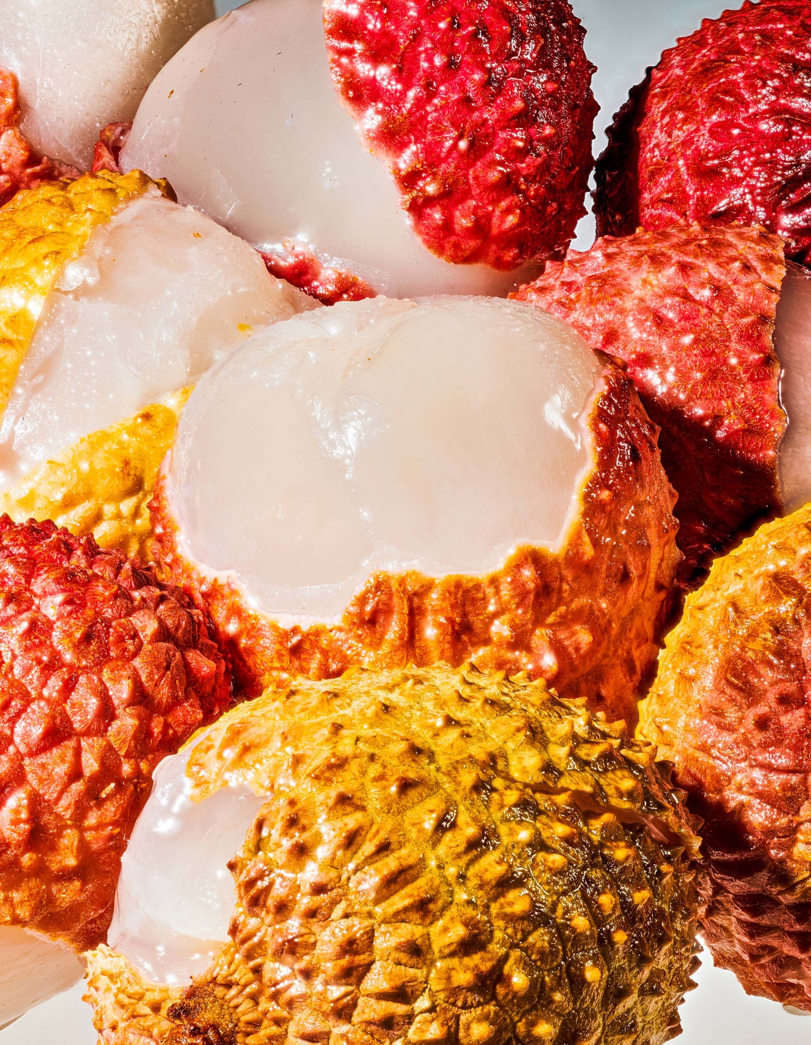 A close-up image of a bunch of lychee. 